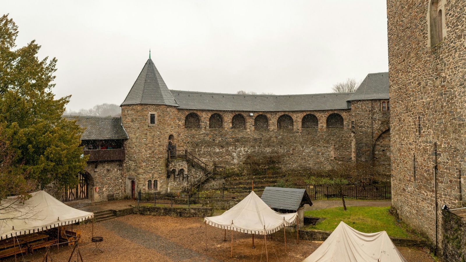 Hundefreundliche Campingplätze in Solingen