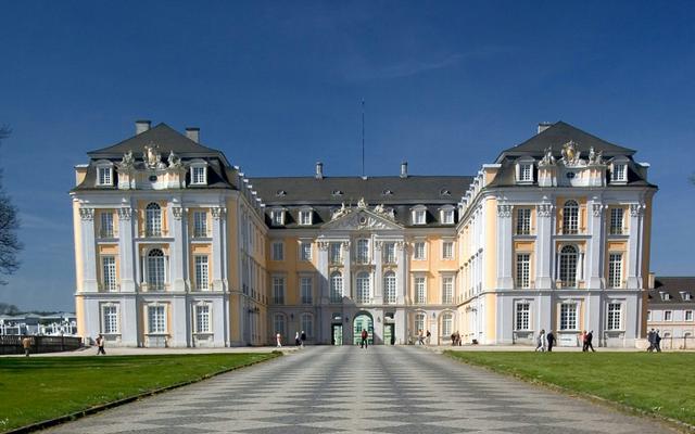 Hundefreundliche Orte in Brühl