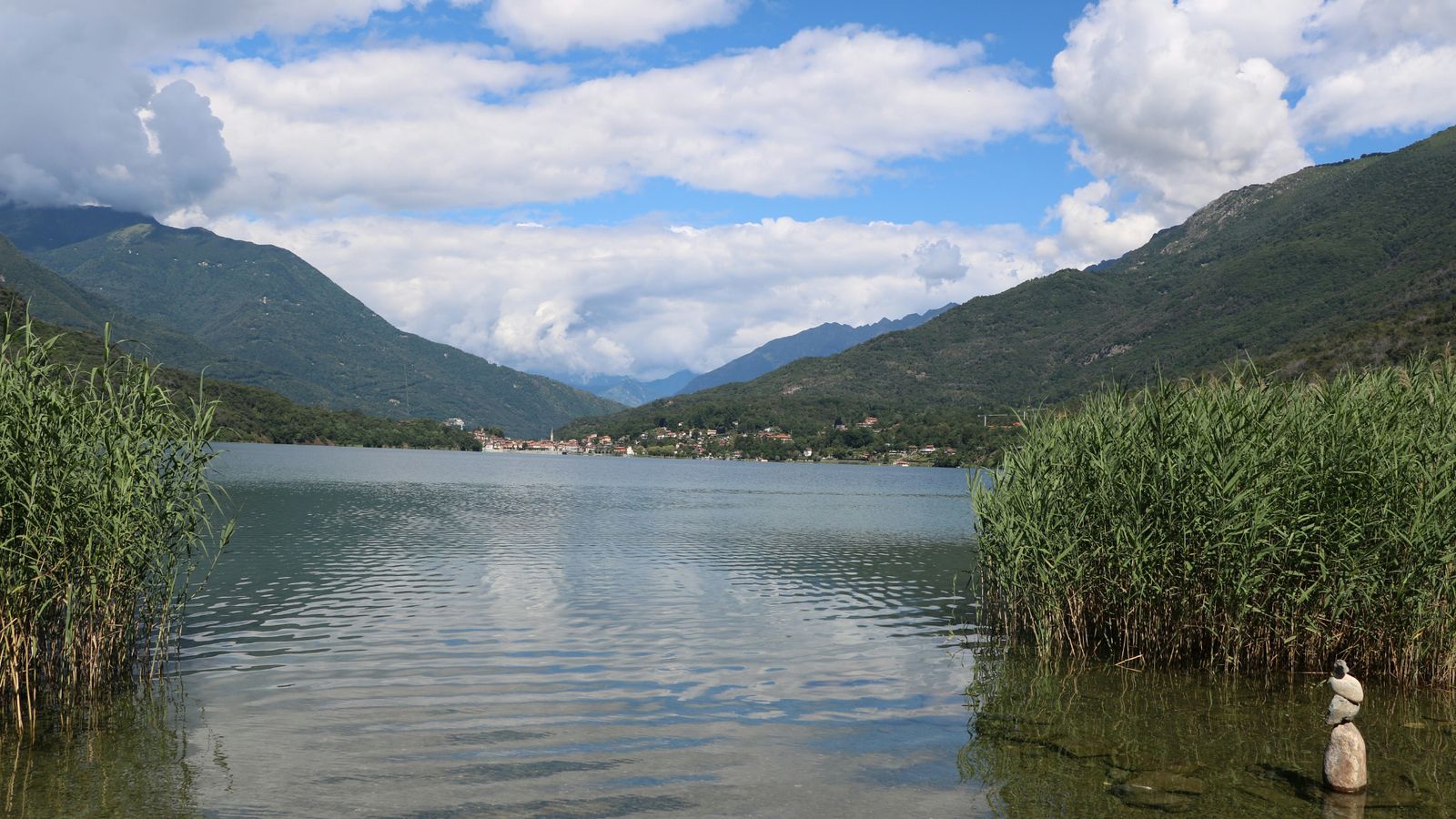 Hundefreundliche Campingplätze am Mergozzosee