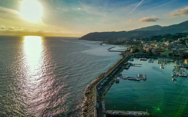 Hundefreundliche Orte in Imperia